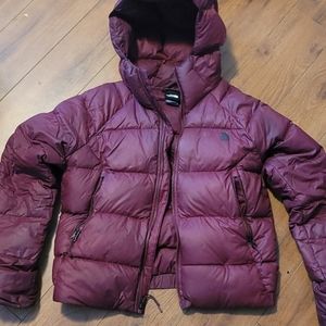 The North Face Burgundy cropped puffer jacket womens size small.